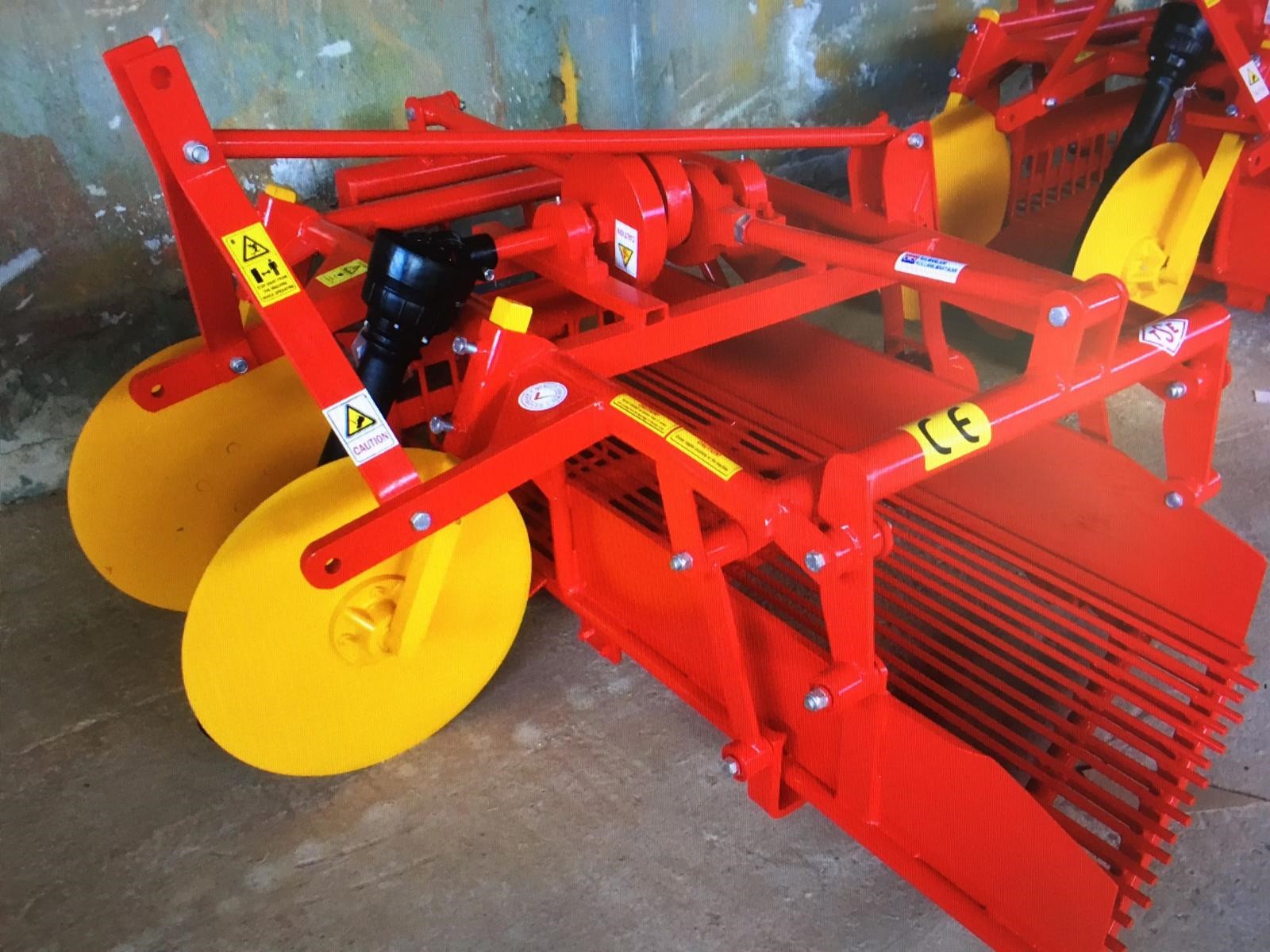 PS1 E Plus Tek Sıralı Patates Söküm Makinası