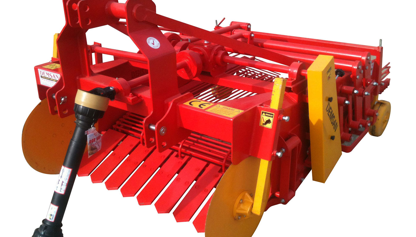 PS2 Super E Plus - Two Rows Potato Harvester Machine With Pallet And Sieve System
